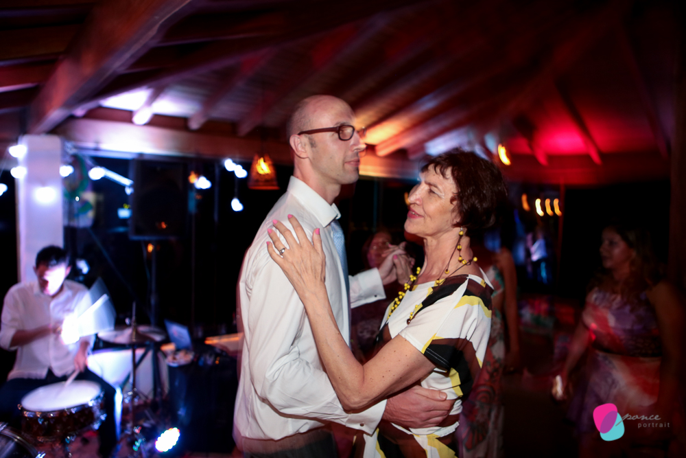 wedding, casamento, polones, wedding day, noiva, bride, couple, linda, felicidade, chapada dos guimaraes, casamento de dia, por do sol, festa, animacao, familia, noivo