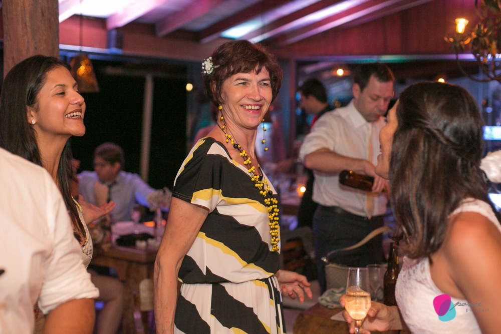 wedding, casamento, polones, wedding day, noiva, bride, couple, linda, felicidade, chapada dos guimaraes, casamento de dia, por do sol, festa, animacao, familia, noivo