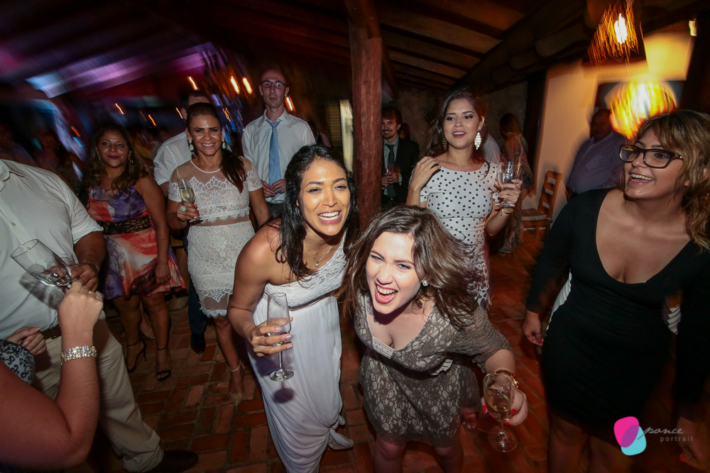 wedding, casamento, polones, wedding day, noiva, bride, couple, linda, felicidade, chapada dos guimaraes, casamento de dia, por do sol, festa, animacao, familia, noivo