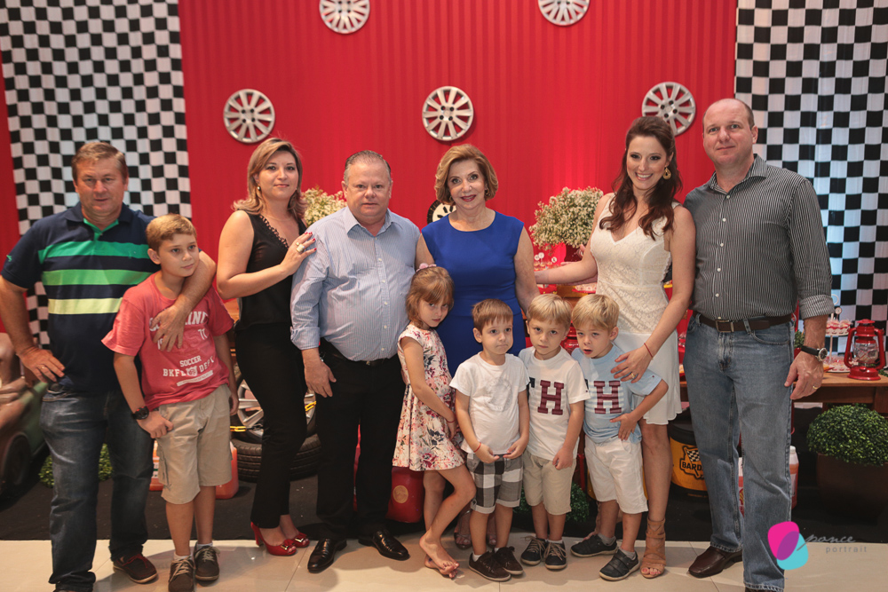 aniversario infantil, festas, festa infntil, fotografia, fotos de criancas, festas, fotografo de aniversario, cuiaba, decor, carros, cars, mercearia kids, leila malouf,