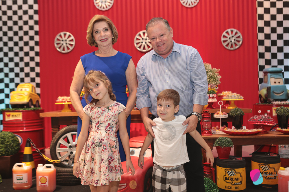 aniversario infantil, festas, festa infntil, fotografia, fotos de criancas, festas, fotografo de aniversario, cuiaba, decor, carros, cars, mercearia kids, leila malouf,