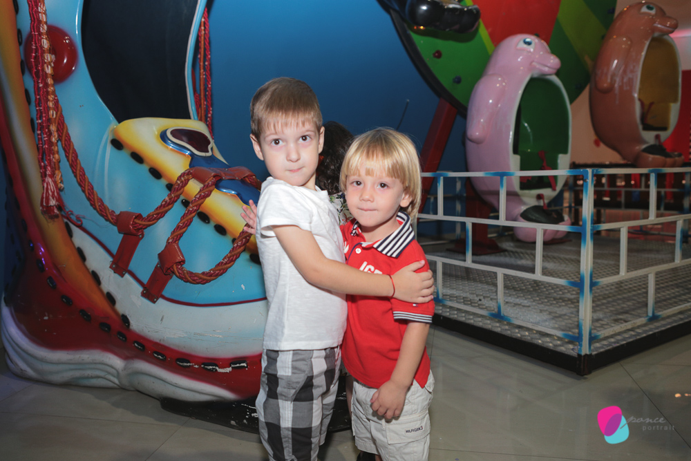 aniversario infantil, festas, festa infntil, fotografia, fotos de criancas, festas, fotografo de aniversario, cuiaba, decor, carros, cars, mercearia kids, leila malouf,