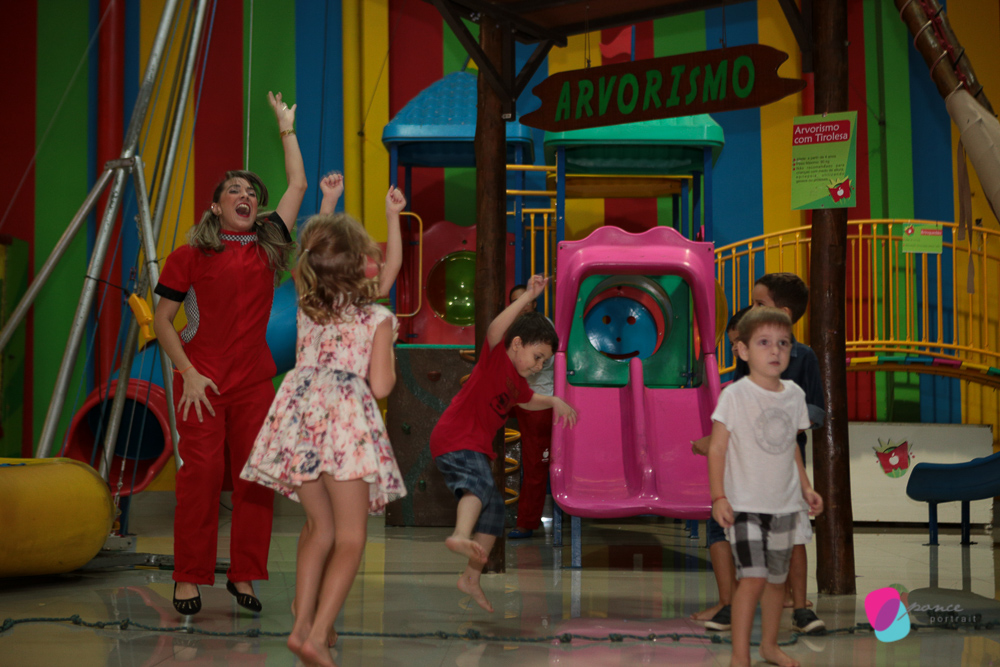 aniversario infantil, festas, festa infntil, fotografia, fotos de criancas, festas, fotografo de aniversario, cuiaba, decor, carros, cars, mercearia kids, leila malouf,