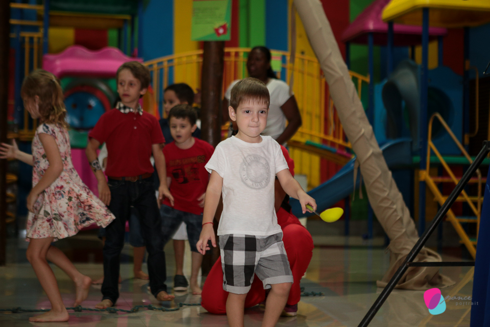 aniversario infantil, festas, festa infntil, fotografia, fotos de criancas, festas, fotografo de aniversario, cuiaba, decor, carros, cars, mercearia kids, leila malouf,