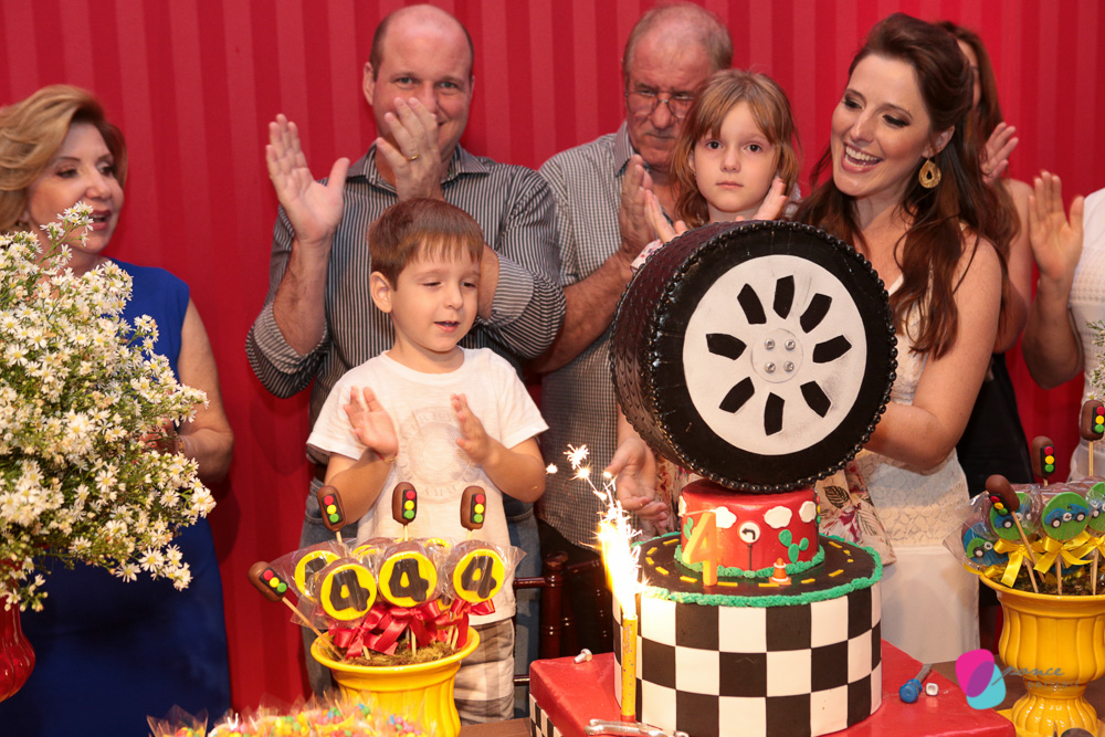 aniversario infantil, festas, festa infntil, fotografia, fotos de criancas, festas, fotografo de aniversario, cuiaba, decor, carros, cars, mercearia kids, leila malouf,