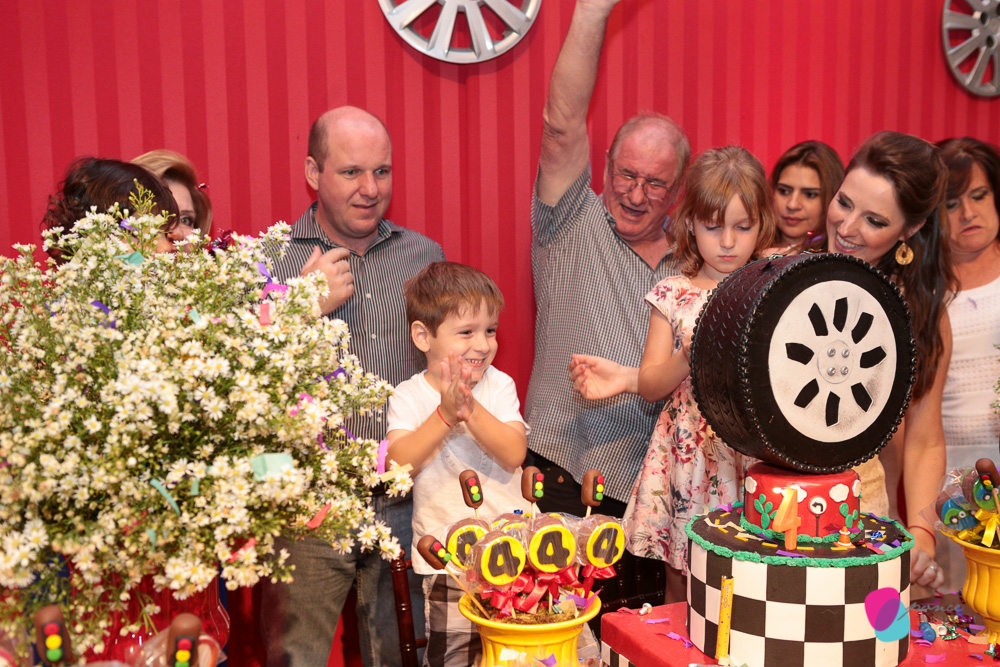 aniversario infantil, festas, festa infntil, fotografia, fotos de criancas, festas, fotografo de aniversario, cuiaba, decor, carros, cars, mercearia kids, leila malouf,