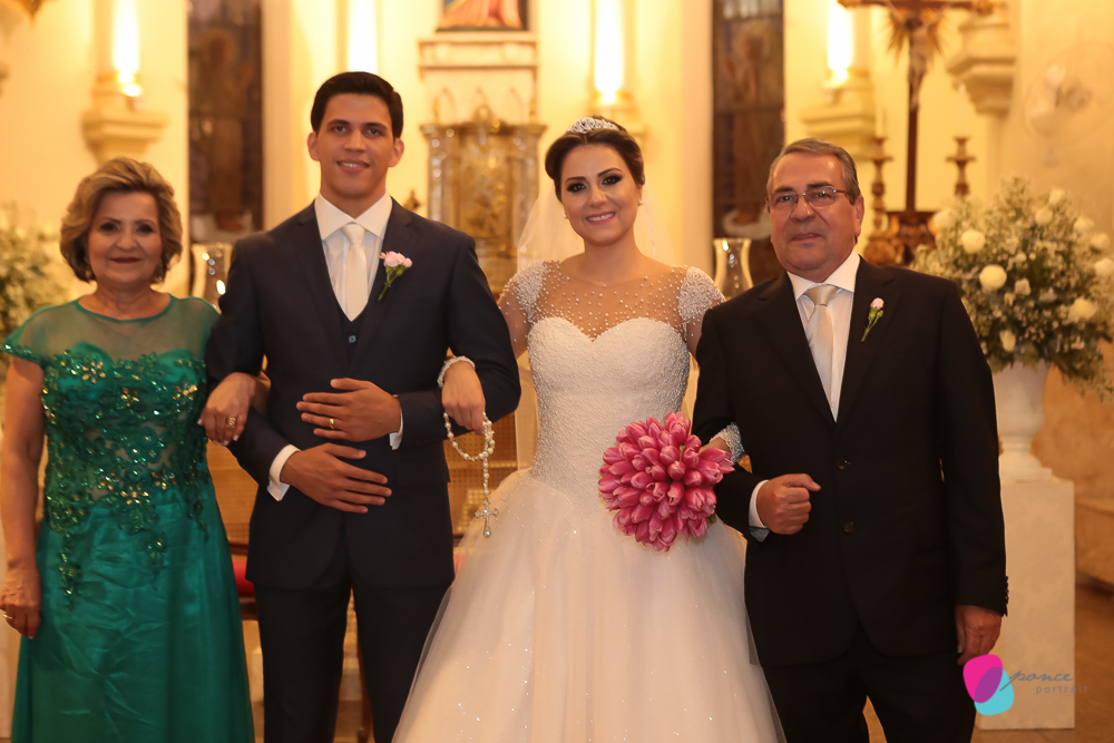 vestido de noiva, bride, noivas, casamento, make off, wedding day, wedding, casamento, case, noiva, noivo, madrinhas, padrinhos, maquiagem, lauda hair, maison sposare