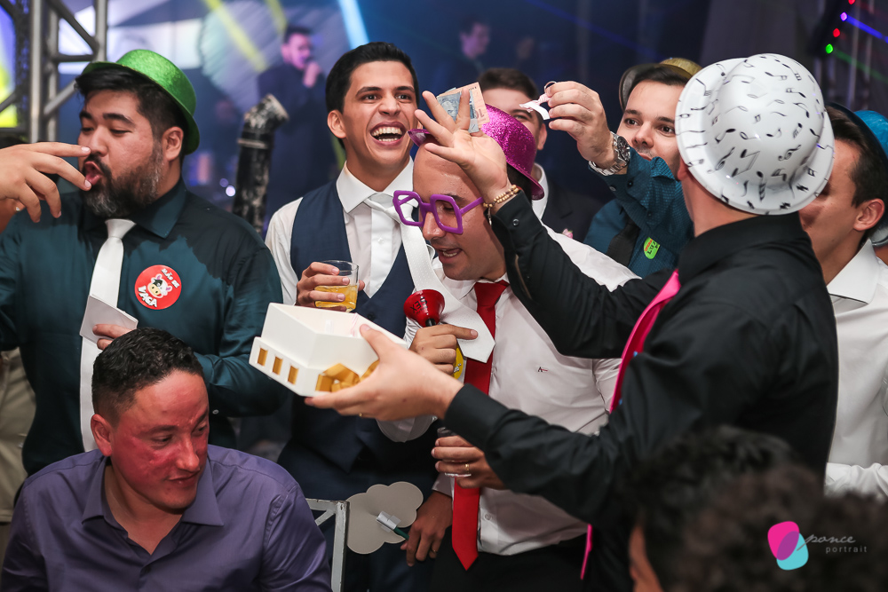 vestido de noiva, bride, noivas, casamento, make off, wedding day, wedding, casamento, case, noiva, noivo, madrinhas, padrinhos, maquiagem, lauda hair, maison sposare