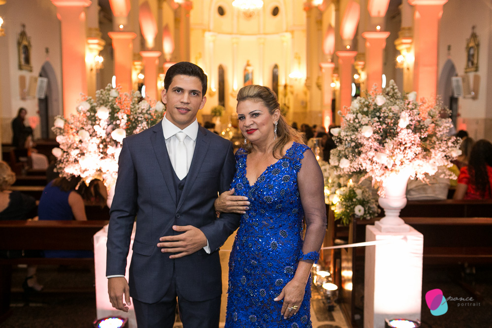 vestido de noiva, bride, noivas, casamento, make off, wedding day, wedding, casamento, case, noiva, noivo, madrinhas, padrinhos, maquiagem, lauda hair, maison sposare, pai de noivo, mae de noiva, vestido de mae