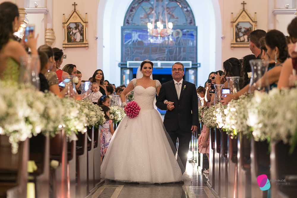 vestido de noiva, bride, noivas, casamento, make off, wedding day, wedding, casamento, case, noiva, noivo, madrinhas, padrinhos, maquiagem, lauda hair, maison sposare