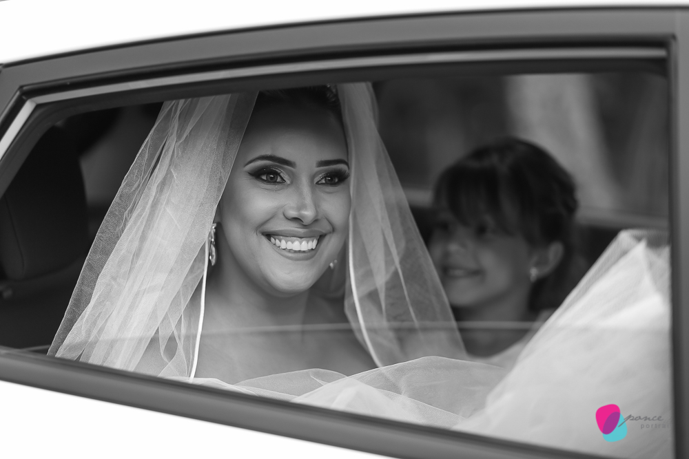 casamento, wedding, casamento na chapada, bistro da mata, fotografia de casamento, wedding day, noiva, vestido de noiva, rendas, detalhes, details, bride, smile, love, chapada, chapada dos guimaraes, mato grosso, case de dia, ponce fotografia, felipe ponc