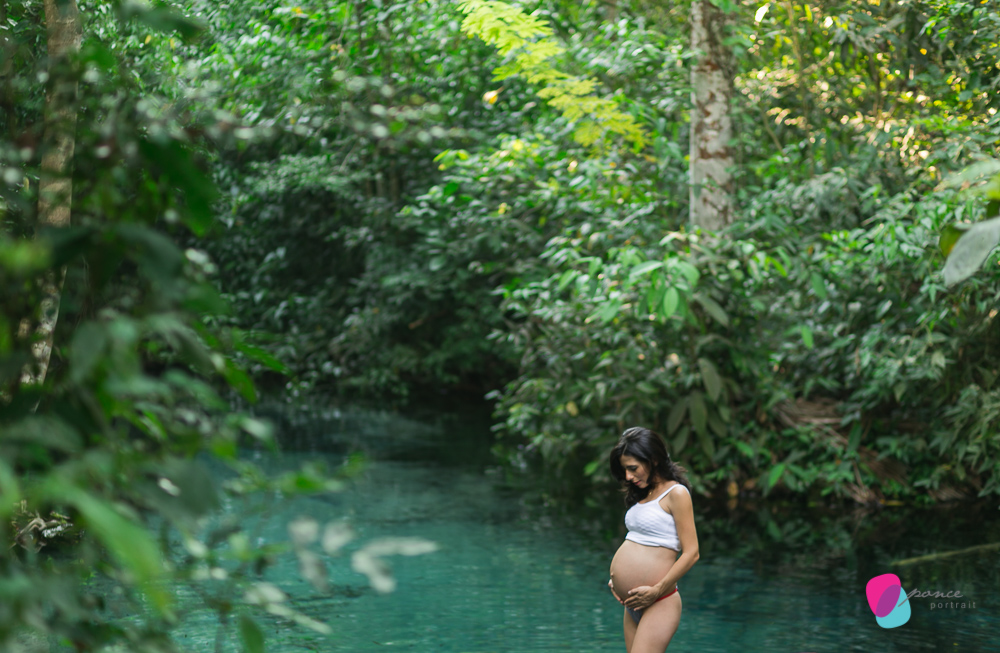 maternidade, maternity, fotografia de gravidas, fotografia de gestantes, nobres, mato grosso, lago, lake, praggo, pragnant, gravidas lindas, gravidas gatas, fotos de gravidas, ponce fotografia, ponce portrait, felipe ponce, foto no lago, lago azul,