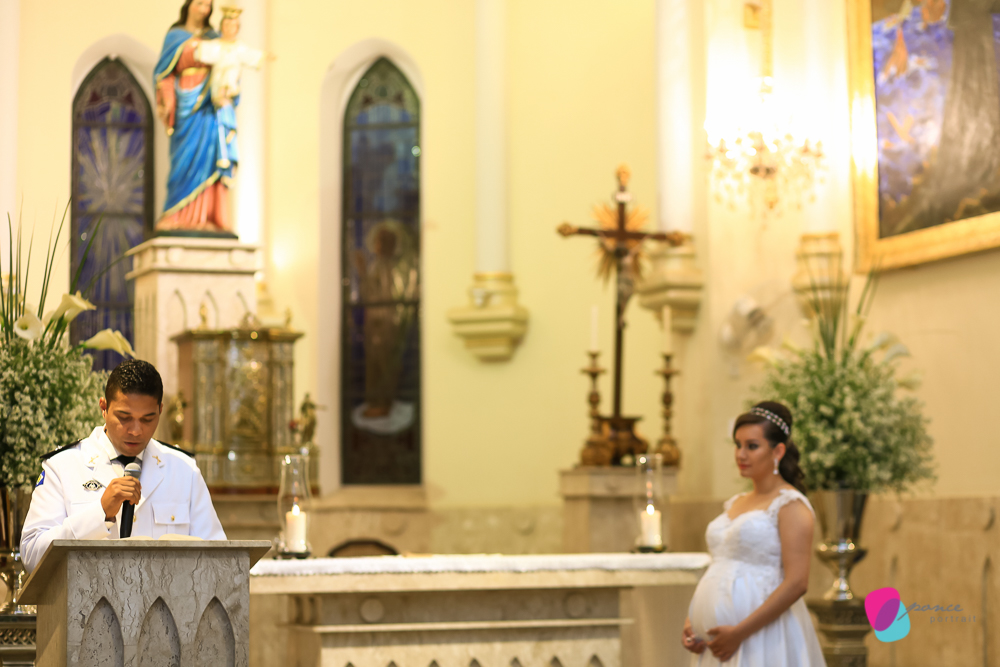 casamento, wedding day, wedding photo, photo wedding, fotografia de casamento, casamento em cuiaba, fotografos de cuiaba, fotografos de casamento, making off, salao, dia da noiva, bride, vestido de noiva, sapato de noiva, perfume de noiva, branco, white, 