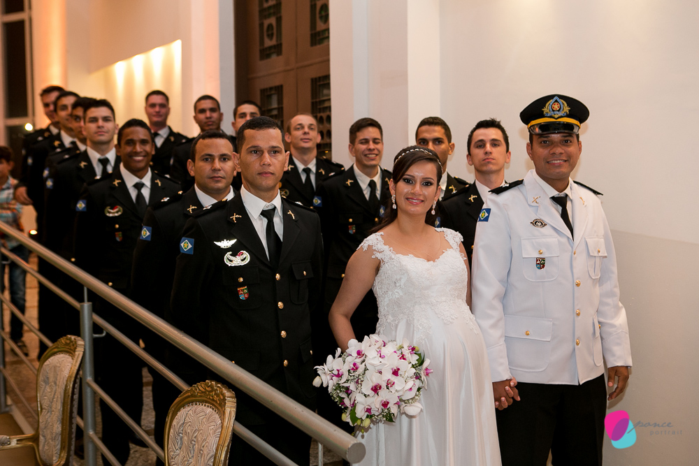 casamento, wedding day, wedding photo, photo wedding, fotografia de casamento, casamento em cuiaba, fotografos de cuiaba, fotografos de casamento, making off, salao, dia da noiva, bride, vestido de noiva, sapato de noiva, perfume de noiva, branco, white, 