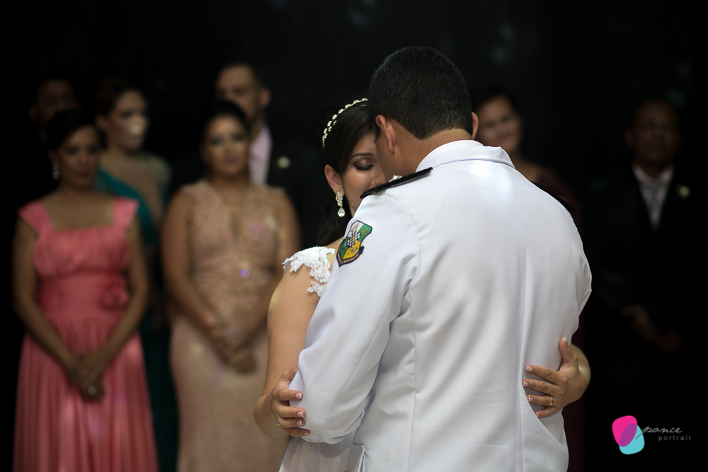 casamento, wedding day, wedding photo, photo wedding, fotografia de casamento, casamento em cuiaba, fotografos de cuiaba, fotografos de casamento, making off, salao, dia da noiva, bride, vestido de noiva, sapato de noiva, perfume de noiva, branco, white, 