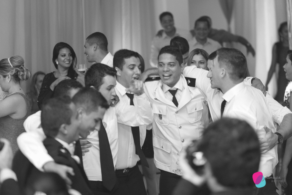 casamento, wedding day, wedding photo, photo wedding, fotografia de casamento, casamento em cuiaba, fotografos de cuiaba, fotografos de casamento, making off, salao, dia da noiva, bride, vestido de noiva, sapato de noiva, perfume de noiva, branco, white, 