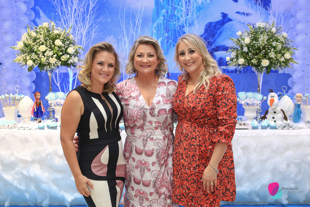 aniversario infantil, criancas, 2 anos, infantil, aniversario infantil, frozzen, cuiaba, fotografia cuiaba, mercearia kids, buffet leila, leila malouf, familia, photographer, fotografia de familia, retratos de familia, fotografia de festas, evento social,