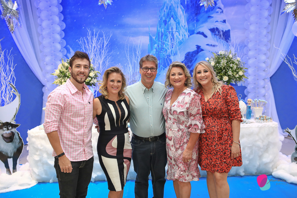 aniversario infantil, criancas, 2 anos, infantil, aniversario infantil, frozzen, cuiaba, fotografia cuiaba, mercearia kids, buffet leila, leila malouf, familia, photographer, fotografia de familia, retratos de familia, fotografia de festas, evento social,