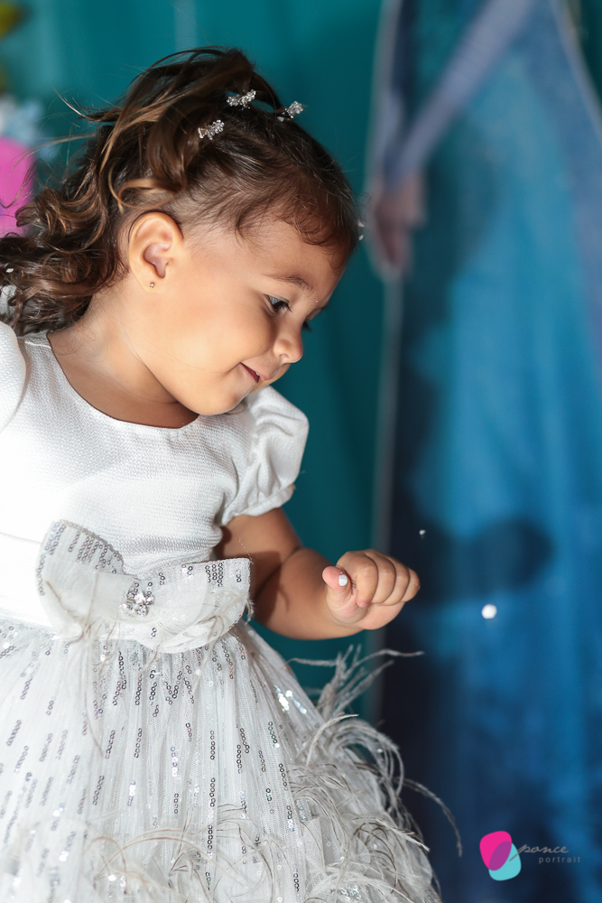 aniversario infantil, criancas, 2 anos, infantil, aniversario infantil, frozzen, cuiaba, fotografia cuiaba, mercearia kids, buffet leila, leila malouf, familia, photographer, fotografia de familia, retratos de familia, fotografia de festas, evento social,