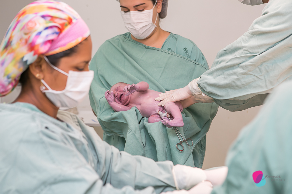 fotografia de parto, nascimento, birth, newborn, maternidade, maternity, fotografia de gestante, preggo, fotografia de nascimento, femina, maternidade, hospital femina, maternidade femina