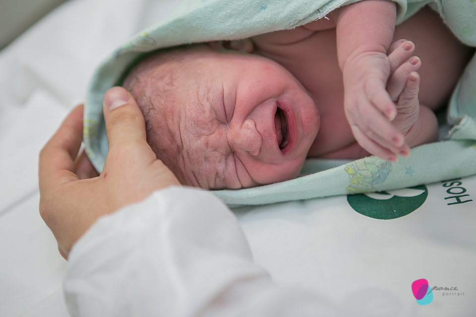 fotografia de parto, nascimento, birth, newborn, maternidade, maternity, fotografia de gestante, preggo, fotografia de nascimento, femina, maternidade, hospital femina, maternidade femina