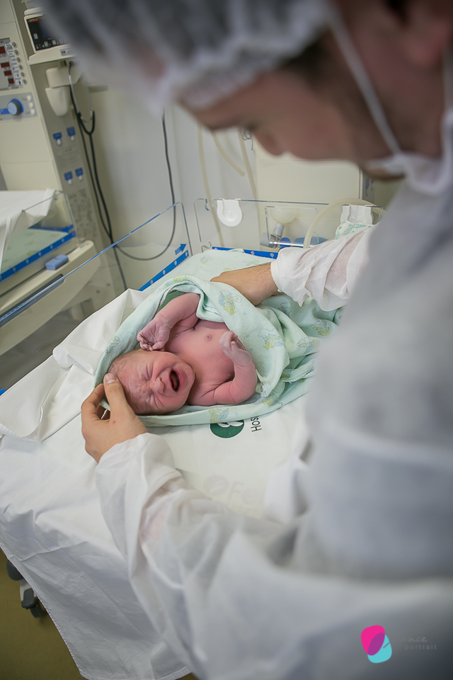fotografia de parto, nascimento, birth, newborn, maternidade, maternity, fotografia de gestante, preggo, fotografia de nascimento, femina, maternidade, hospital femina, maternidade femina