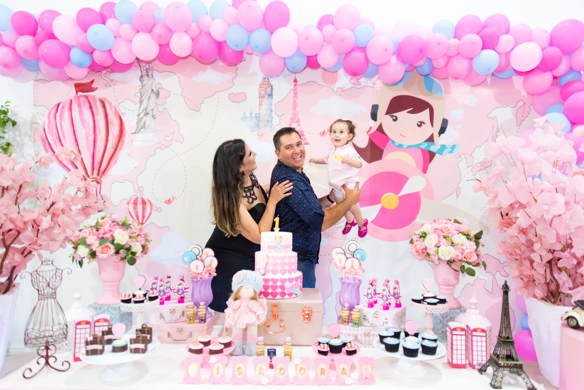 Foto divertida da familia em aniversário infantil no Buffet City Of Colors-Curitiba