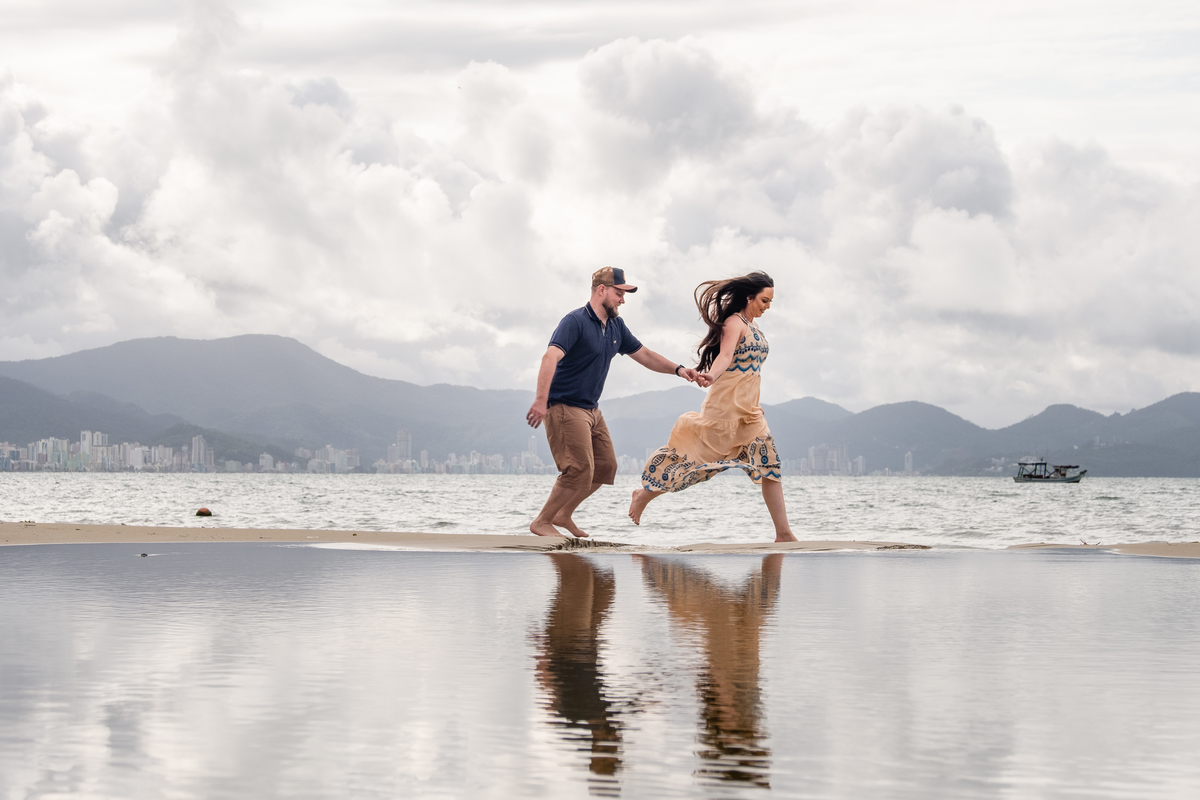 ensaio na praia Porto belo pré casamento
