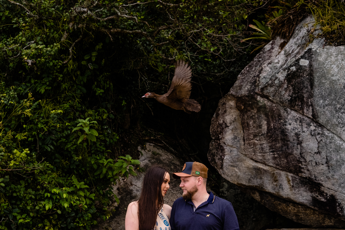 ensaio na praia Balneario Camboriu estaleirinho  pré casamento