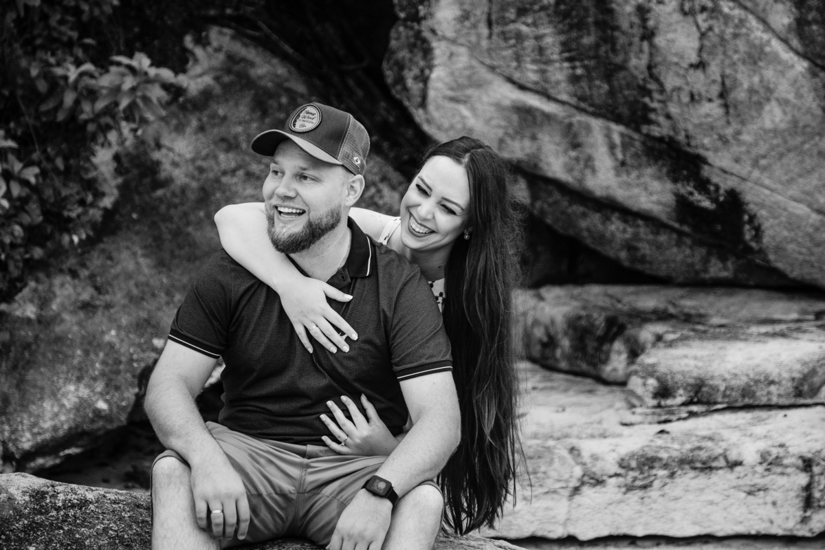 ensaio na praia Balneario Camboriu estaleirinho  pré casamento