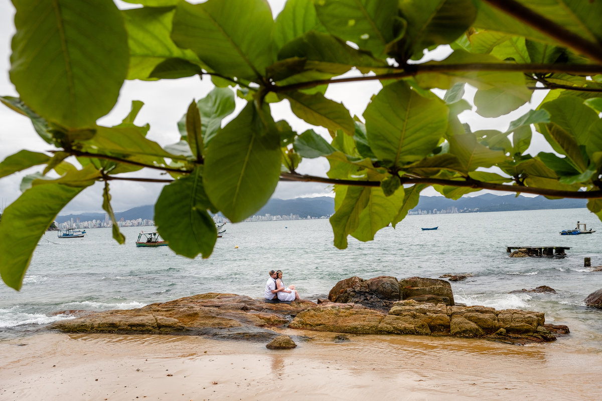 ensaio na praia Porto belo pré casamento