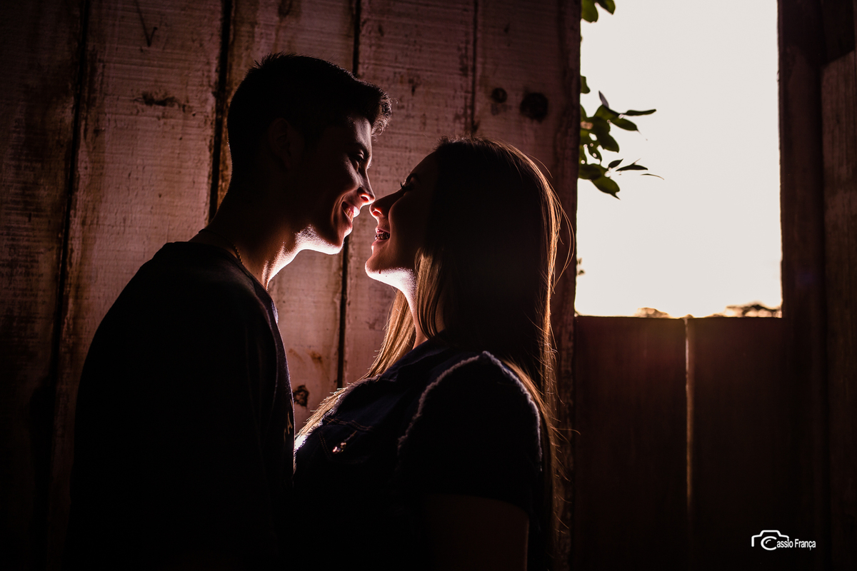 Kemily e Mayron ensaio de casal em Prudentópolis
