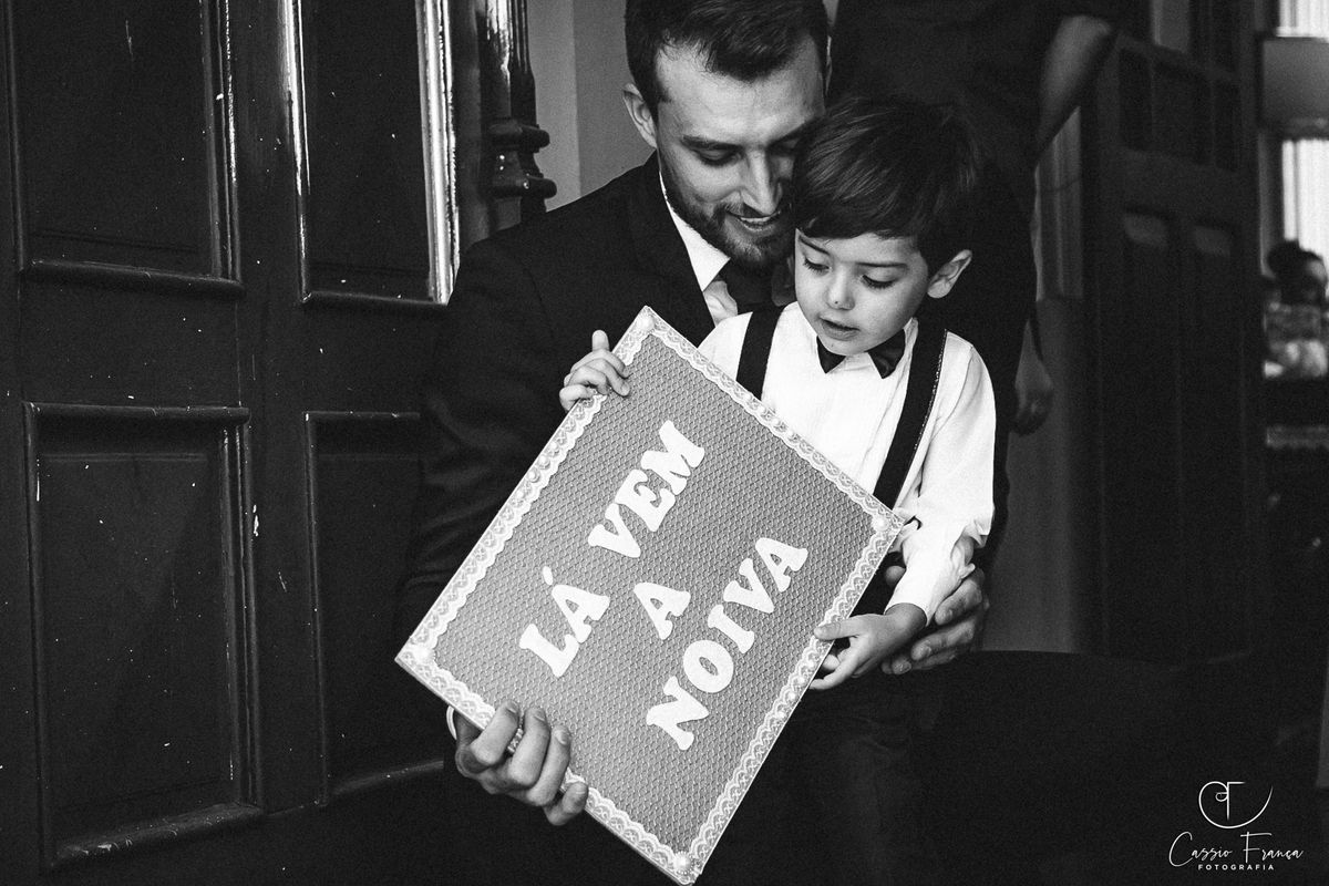 Plaquinha la vem a Noiva. Cerimônia de Casamento em Prudentópolis Flavia e Emerson