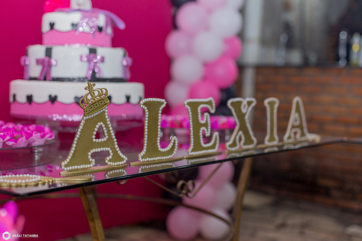 15 anos bh - 15 lindos anos-book 15 anos - estudio fotografico bh - festa 15 anos - book 15 anos - fazer book bh - fotos 15 anos - fotografa 15 anos