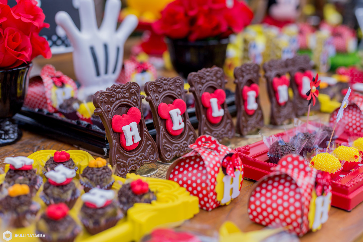 4 anos-Helena-minnie-partydecor-festa linda-perfeição-festa de menina-festa infantil-aniversário infantil-fotografa esmeraldas-fotografa bh-fotografia infantil-fotografa de família