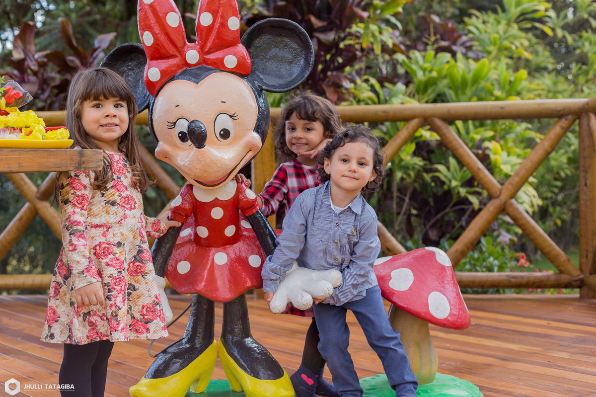 4 anos-Helena-minnie-partydecor-festa linda-perfeição-festa de menina-festa infantil-aniversário infantil-fotografa esmeraldas-fotografa bh-fotografia infantil-fotografa de família