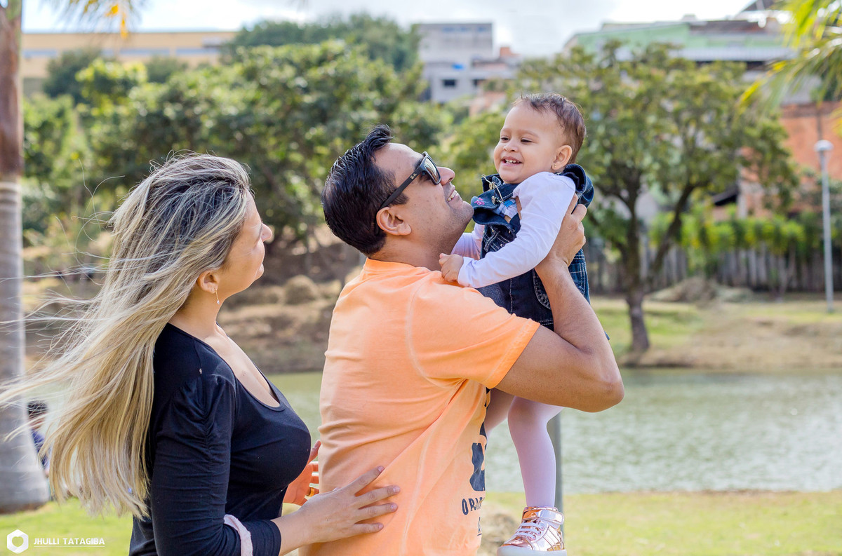 smash the paint-pintando o 7-pintando o sete-brincando com tinta-manuella-foto de criança-book infantil-fotografa de criança-book infantil bh-foto infantil bh