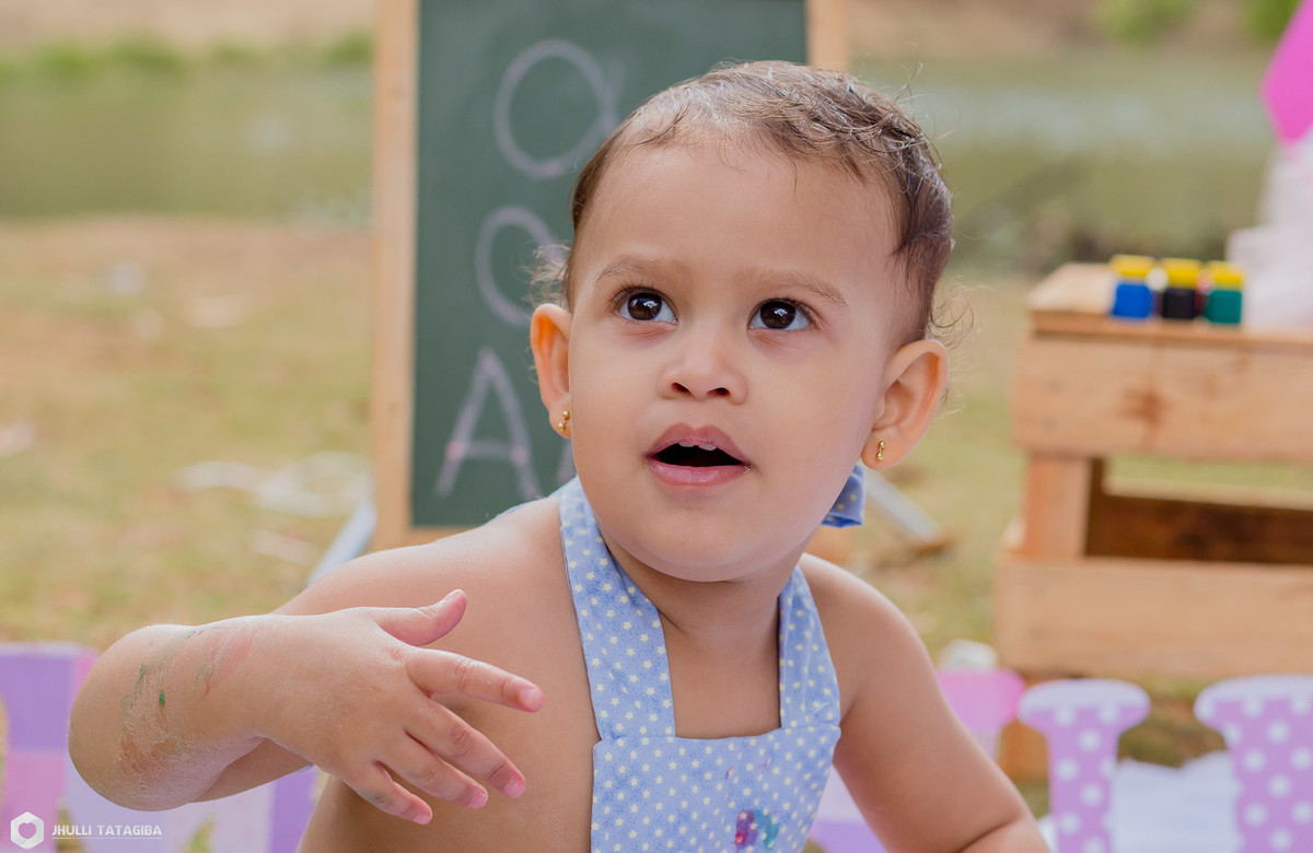 smash the paint-pintando o 7-pintando o sete-brincando com tinta-manuella-foto de criança-book infantil-fotografa de criança-book infantil bh-foto infantil bh