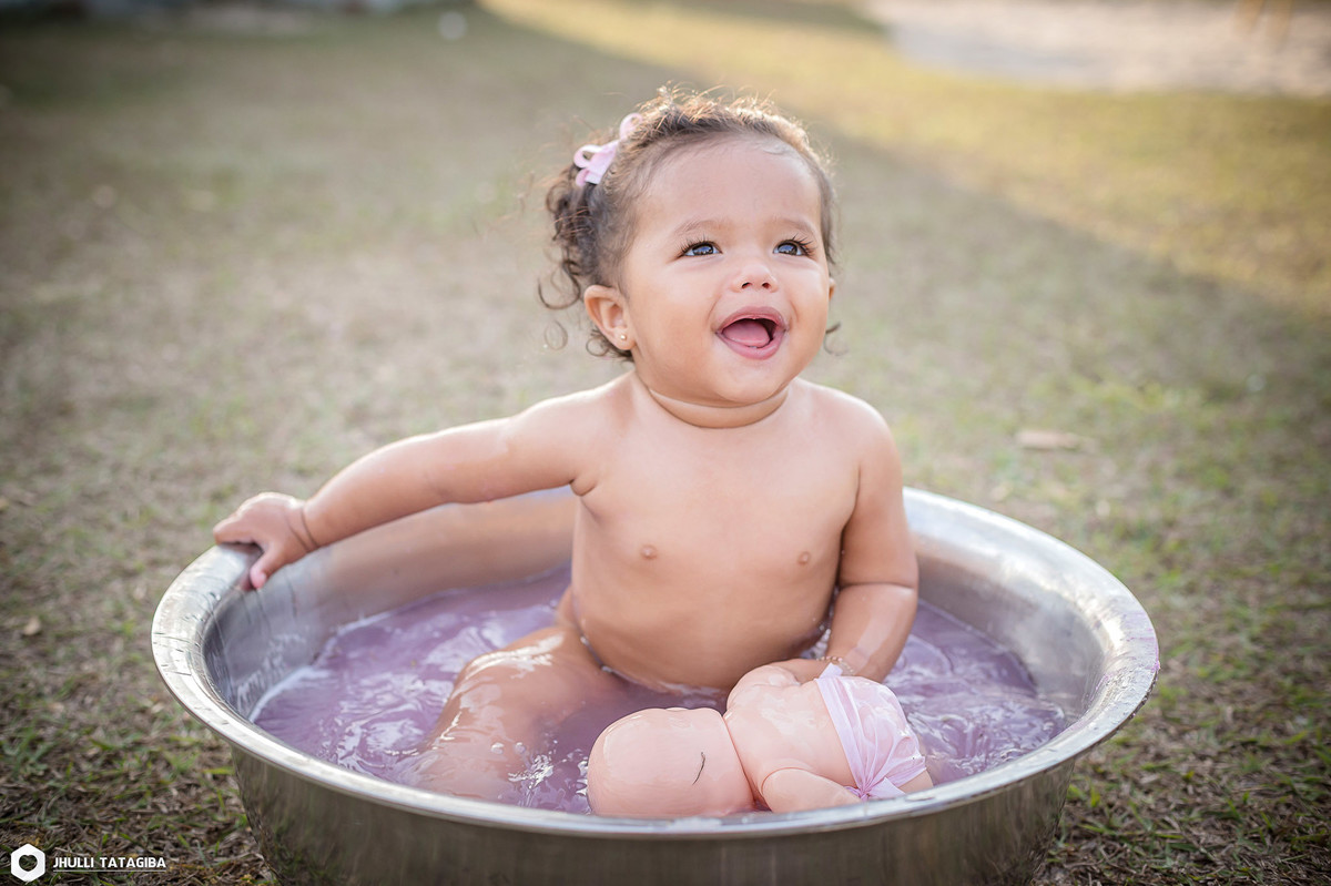 smash the cake-cake smash-belo horizonte-fotografia de criança-fotografia infantil-foto de criança-fotografo bh-fotografo de família-destruindo o bolo
