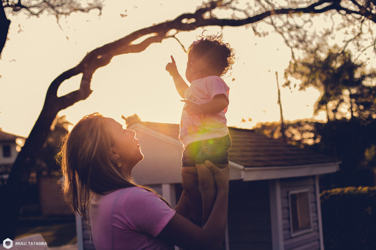 smash the cake-cake smash-belo horizonte-fotografia de criança-fotografia infantil-foto de criança-fotografo bh-fotografo de família-destruindo o bolo