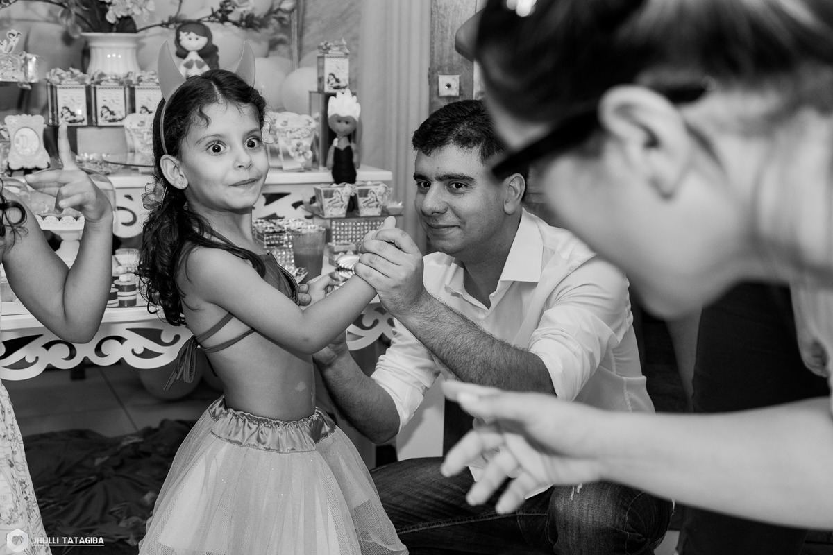 4 anos-ceccilia-pequena sereira-sereia ariel-mundo disney-princesa disney-festa infantil-festademenina-fotografainfantil-fotografainfantilbh