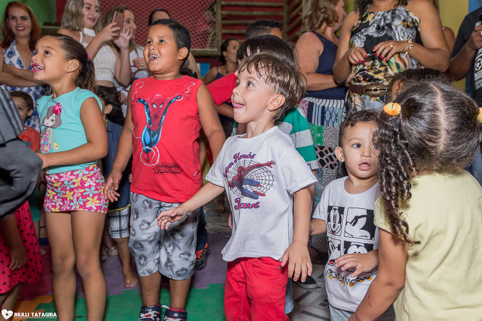 davi-4-anos-aniversário-infantil-festa-bh-ribeirão-das-neves-Jhulli-tatagiba-fotografia