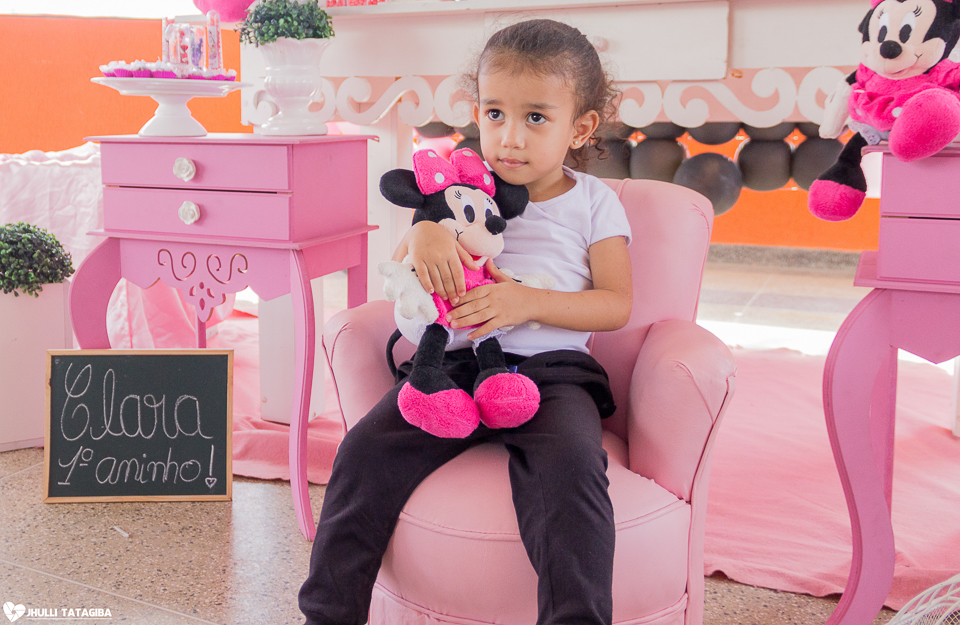 1-ano-Clara-fotografa-infantil-bh-jhulli-tatagiba-fotografia-festa-infantil-aniversario-infantil-minnie-rosa