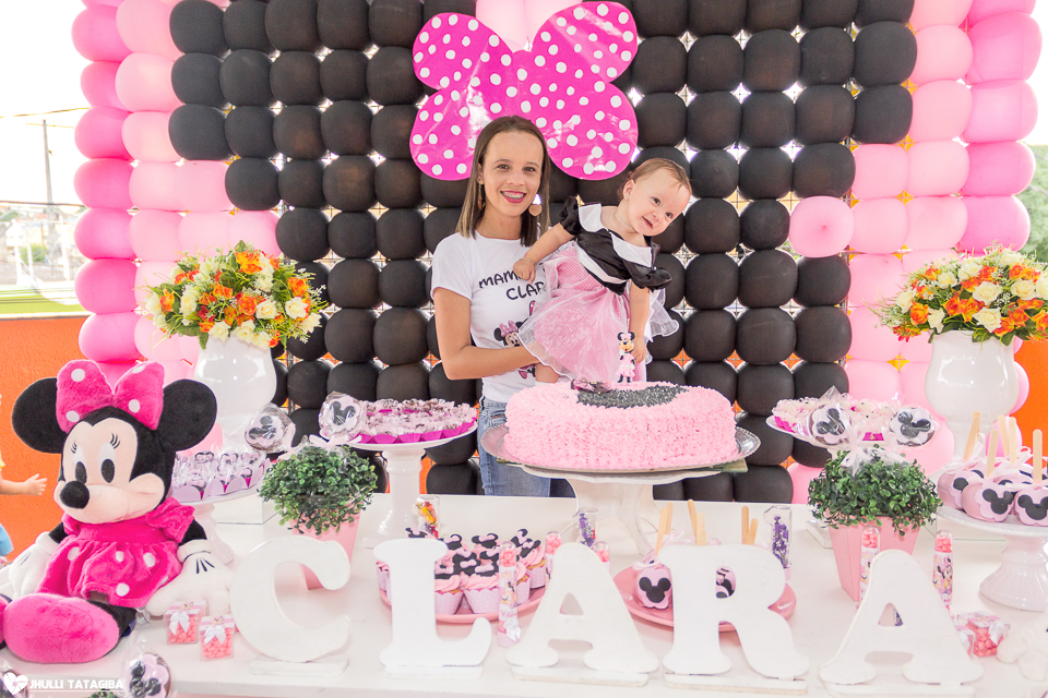 1-ano-Clara-fotografa-infantil-bh-jhulli-tatagiba-fotografia-festa-infantil-aniversario-infantil-minnie-rosa