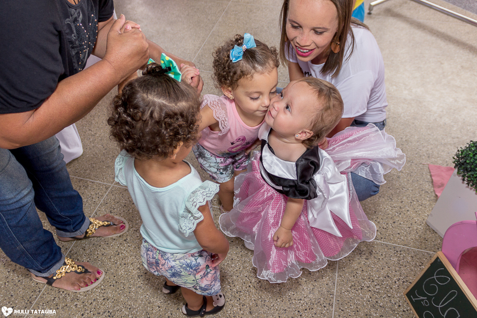 1-ano-Clara-fotografa-infantil-bh-jhulli-tatagiba-fotografia-festa-infantil-aniversario-infantil-minnie-rosa
