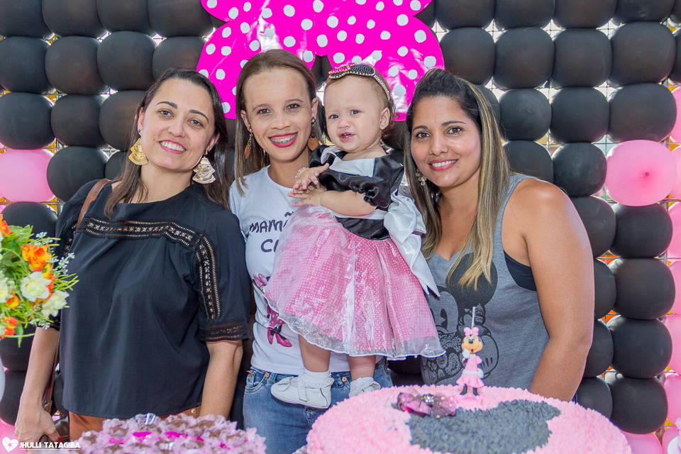 1-ano-Clara-fotografa-infantil-bh-jhulli-tatagiba-fotografia-festa-infantil-aniversario-infantil-minnie-rosa