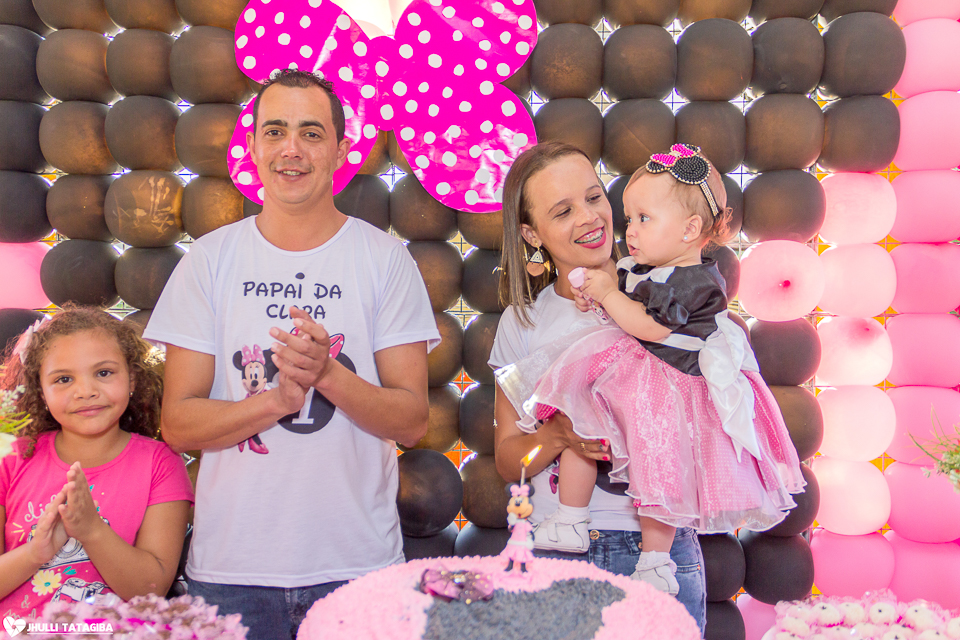 1-ano-Clara-fotografa-infantil-bh-jhulli-tatagiba-fotografia-festa-infantil-aniversario-infantil-minnie-rosa