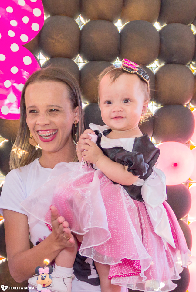 1-ano-Clara-fotografa-infantil-bh-jhulli-tatagiba-fotografia-festa-infantil-aniversario-infantil-minnie-rosa