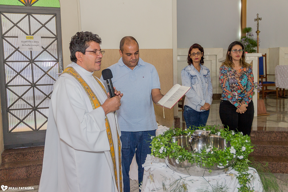 batizado-andré-igreja-catolica-ribeirao-das-neves-fotografa-infantil-belo-horizonte-jhulli-tatagiba-fotografia