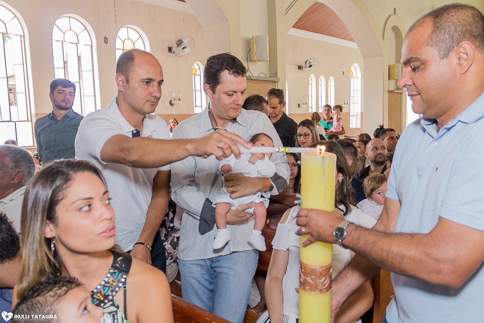 batizado-andré-igreja-catolica-ribeirao-das-neves-fotografa-infantil-belo-horizonte-jhulli-tatagiba-fotografia
